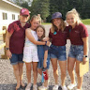 Meet your Posher, Rebekah